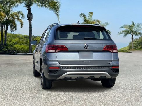 Used 2024 Volkswagen Taos S FWD image 4