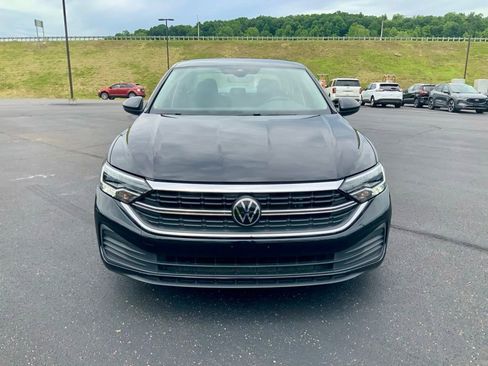 Used 2024 Volkswagen Jetta S FWD image 3