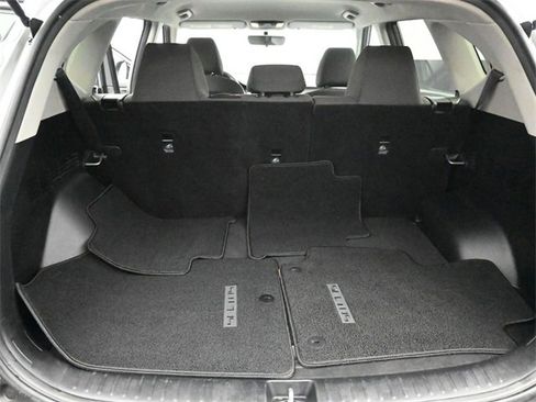 Used 2021 Kia Seltos LX image 23