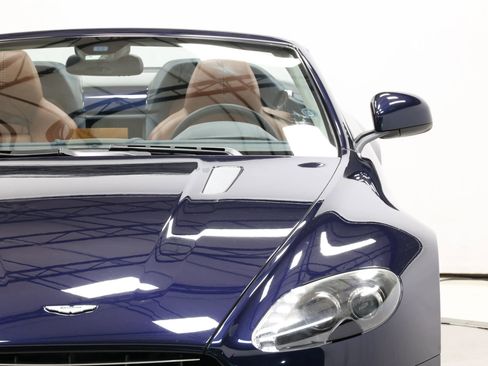 Used 2014 Aston Martin V8 Vantage Roadster image 78