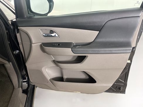 Used 2015 Honda Odyssey EX-L image 33