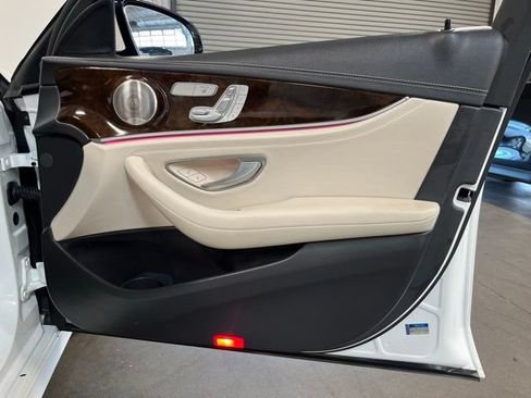 Used 2022 Mercedes-Benz E 350 Sedan image 12