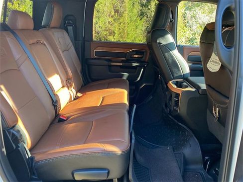 Used 2023 RAM 3500 Limited image 34