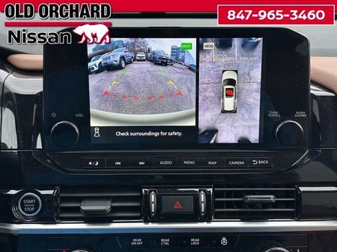 Used 2023 Nissan Pathfinder Platinum image 16