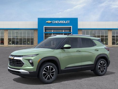 New 2026 Chevrolet TrailBlazer LT w/ Convenience Package image 2