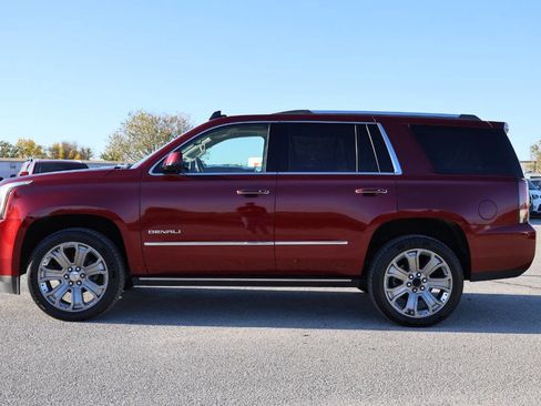 Used 2017 GMC Yukon Denali w/ Open Road Package image 8