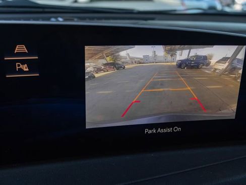 Certified 2024 Cadillac XT4 Premium Luxury image 20