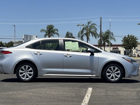 Used 2026 Toyota Corolla LE FWD image 3