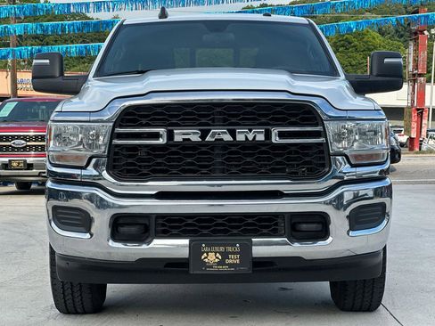 Used 2024 RAM 2500 Tradesman w/ Chrome Appearance Group AWD/4WD image 2
