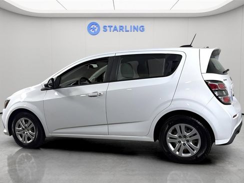 Used 2019 Chevrolet Sonic LT image 4