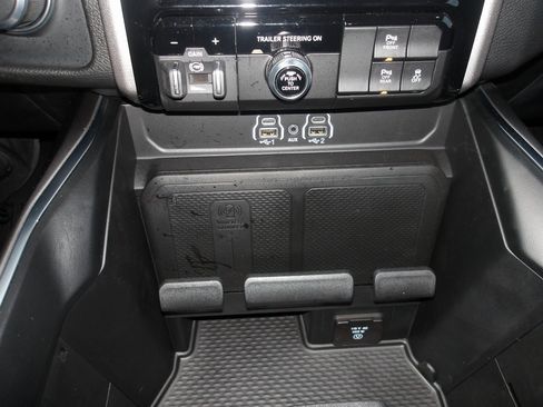 Used 2025 RAM 1500 Big Horn image 14