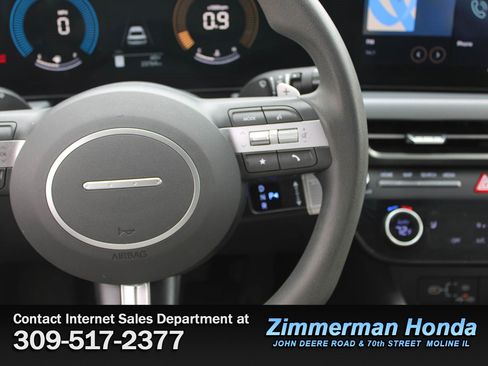 Used 2025 Hyundai Sonata SEL FWD image 11