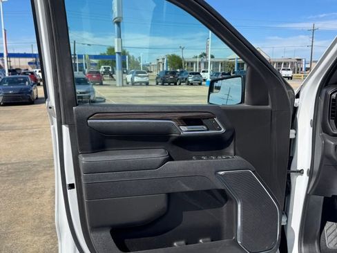 Used 2025 Chevrolet Silverado 1500 LT Trail Boss w/ Protection Package image 8