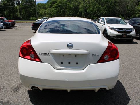 Used 2011 Nissan Altima 2.5 S w/ 2.5S Premium Pkg FWD image 9