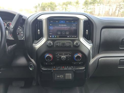 Used 2020 Chevrolet Silverado 1500 LT Trail Boss w/ Convenience Package AWD/4WD image 26