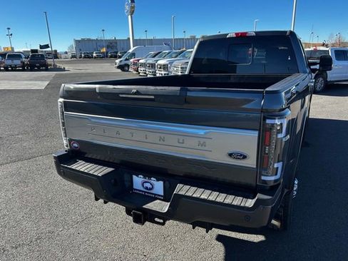 Used 2019 Ford F350 Platinum w/ Platinum Ultimate Package image 14