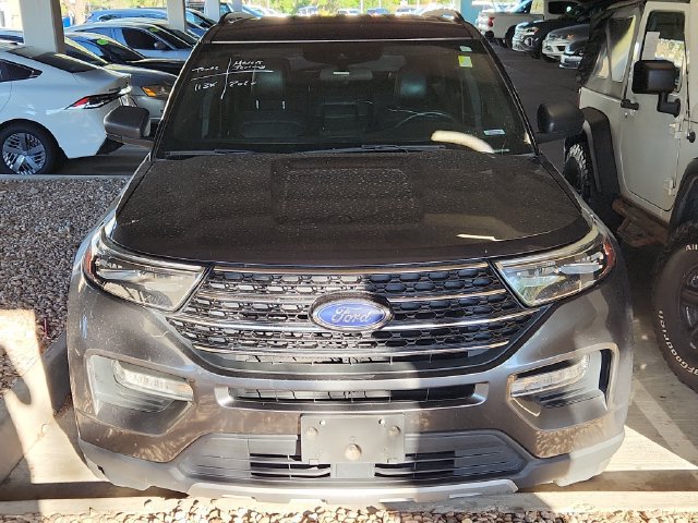 Used 2020 Ford Explorer XLT w/ Equipment Group 202A AWD/4WD image 2