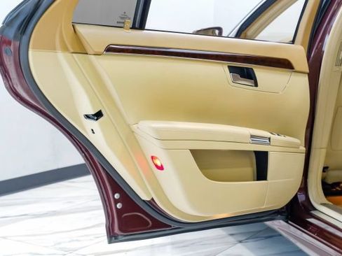 Used 2011 Mercedes-Benz S 550 image 57