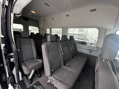 Used 2017 Ford Transit 350 XL image 17