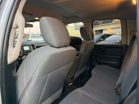 Used 2017 RAM 1500 ST w/ SXT Appearance Group image 13