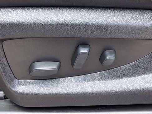 Used 2018 Chevrolet Silverado 1500 LT w/ All Star Edition RWD image 18