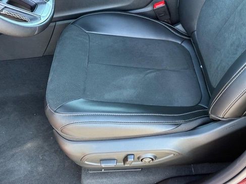 New 2026 Jeep Grand Cherokee Altitude image 10