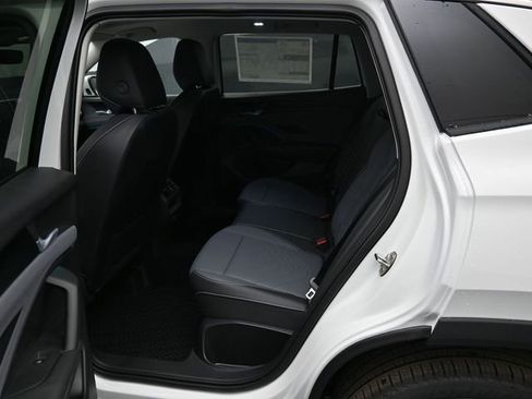 New 2026 Volkswagen Tiguan SE image 11