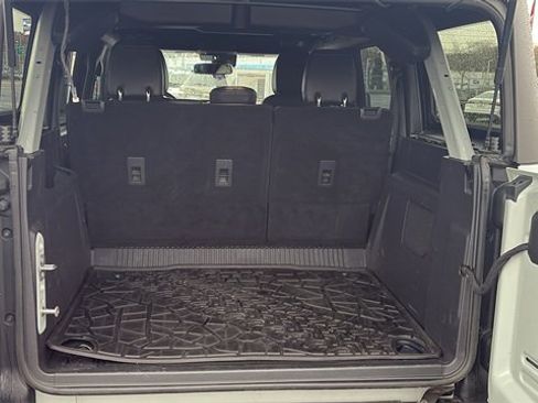 Used 2023 Ford Bronco Wildtrak image 26