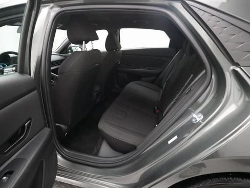 Used 2025 Hyundai Elantra Sport image 15