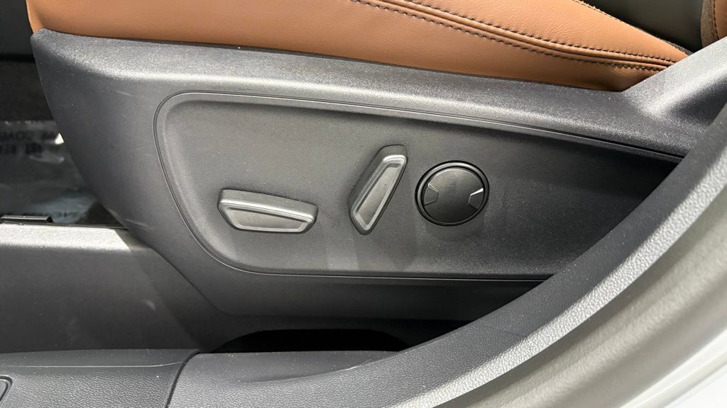 New 2026 Ford Bronco Sport Outer Banks w/ Outer Banks Tech Package+ AWD/4WD image 15
