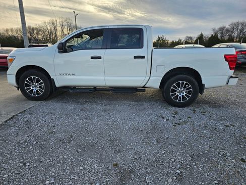 Used 2024 Nissan Titan SV w/ Accessory Utility Package image 15