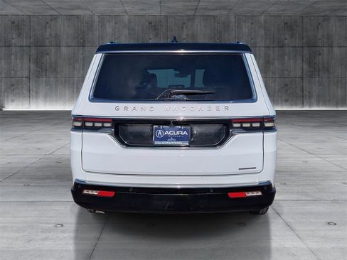 Used 2024 Jeep Grand Wagoneer L Series III image 6