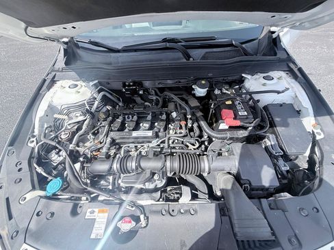 Used 2018 Honda Accord EX-L image 18