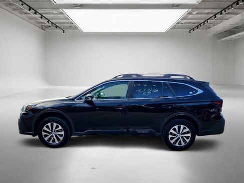 Used 2021 Subaru Outback Premium AWD/4WD image 2