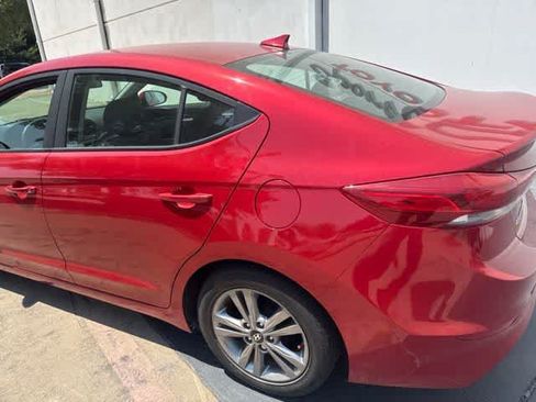 Used 2017 Hyundai Elantra SE w/ SE A/T Tech Package 03 FWD image 6