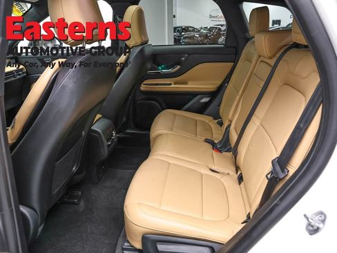 Used 2022 Lincoln Corsair Reserve w/ Elements Package AWD/4WD image 22