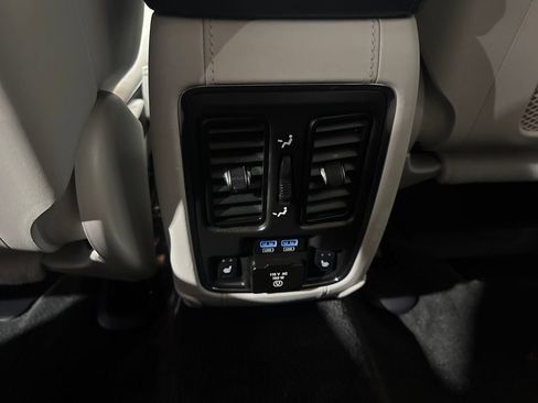 Used 2021 Jeep Grand Cherokee Summit AWD/4WD image 41