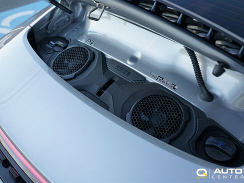 Used 2025 Porsche 911 Carrera 4 GTS image 16