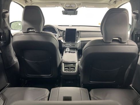 New 2026 Volvo XC90 B6 Ultra w/ Lounge Package AWD/4WD image 13