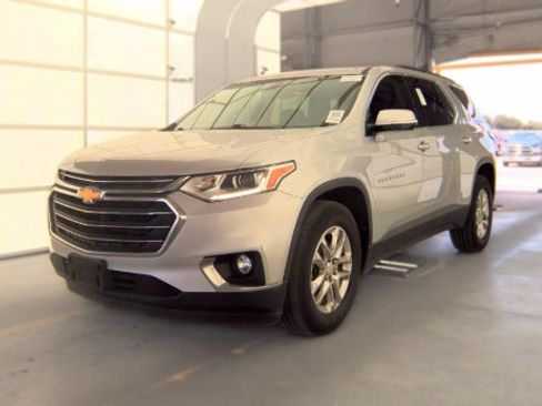 Used 2019 Chevrolet Traverse LT w/ LPO, Floor Liner Package FWD image 1