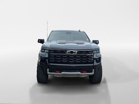 Used 2024 Chevrolet Silverado 1500 ZR2 w/ Technology Package image 9