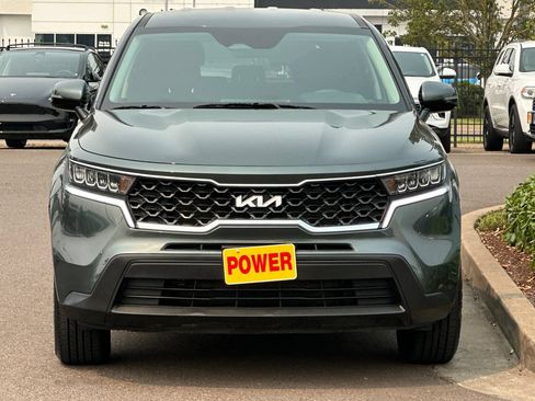 Used 2022 Kia Sorento LX AWD/4WD image 9