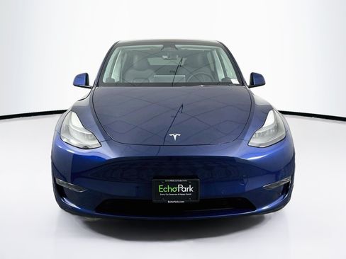 Used 2022 Tesla Model Y Performance AWD/4WD image 2