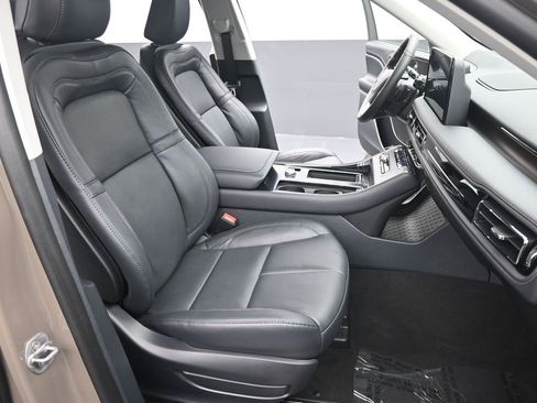 New 2026 Lincoln Aviator Reserve image 2