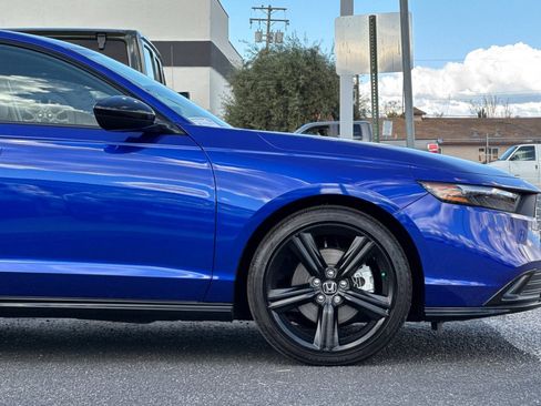 Used 2025 Honda Accord Sport image 34