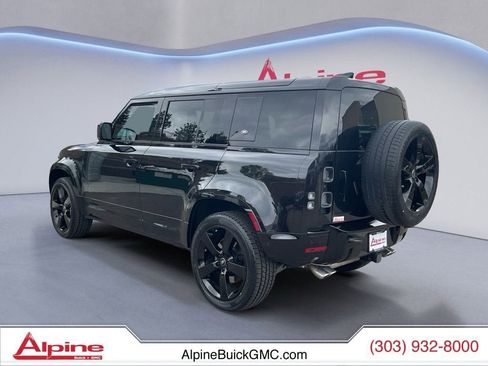 Used 2023 Land Rover Defender 110 V8 AWD/4WD image 3