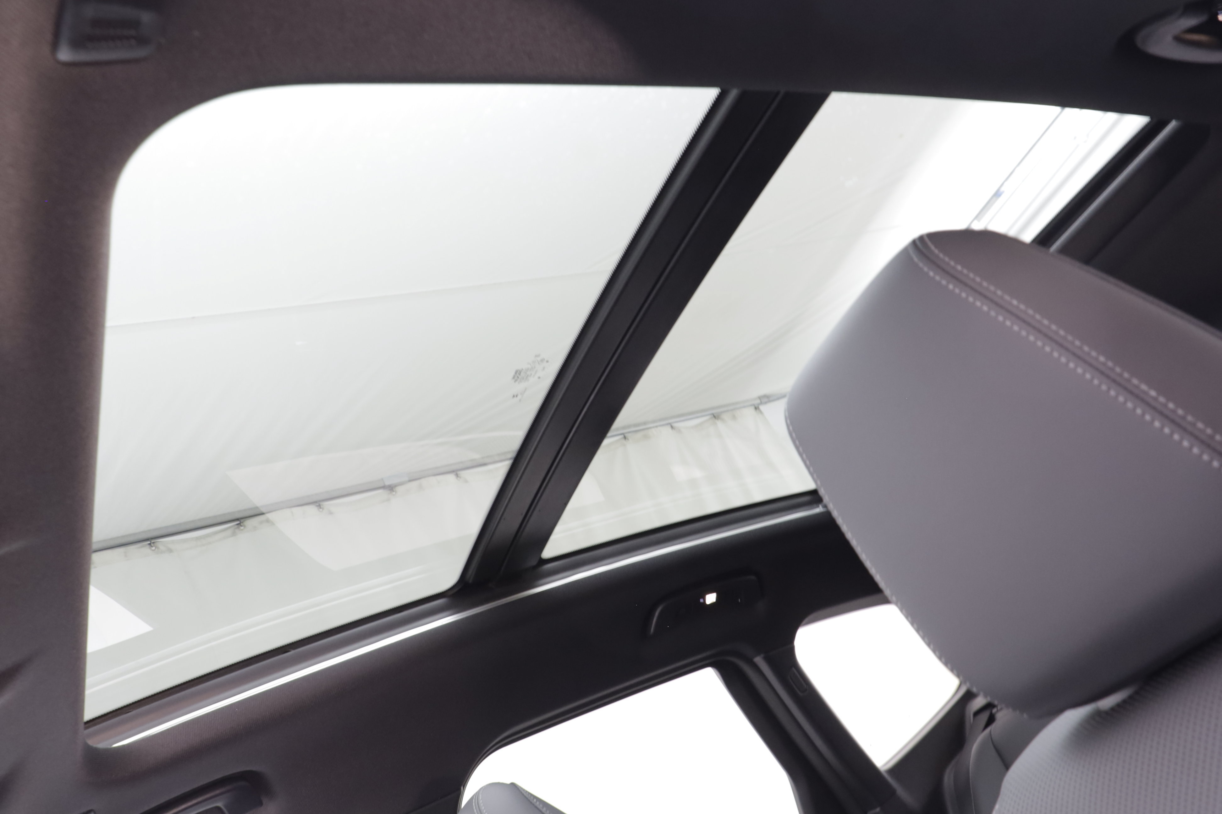 New 2027 BMW X1 xDrive28i AWD/4WD image 15