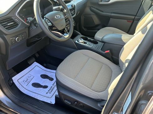 Used 2022 Ford Escape SE w/ Convenience Package image 11