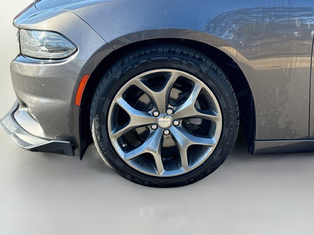 Used 2016 Dodge Charger SXT w/ Rallye Group RWD image 8