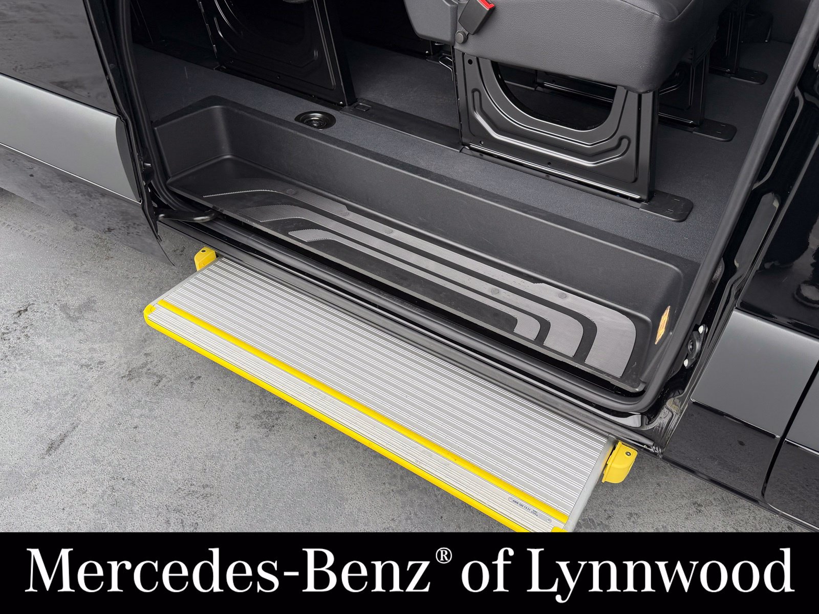 New 2026 Mercedes-Benz Sprinter 2500 image 13